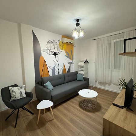 Eleven Apartment Podgorica Exterior photo