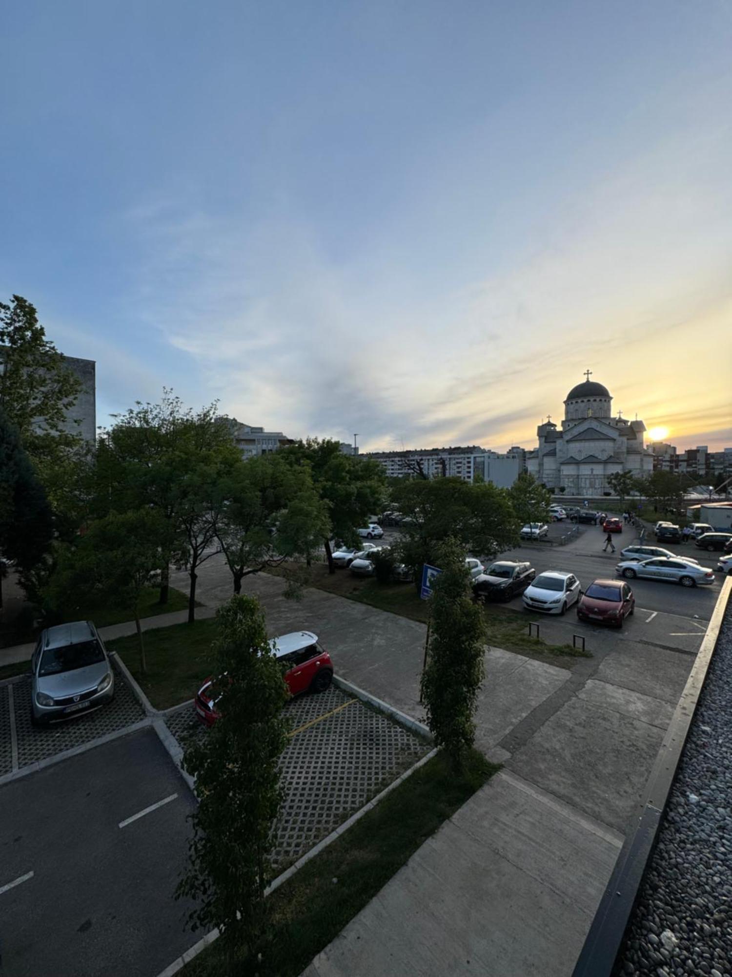 Eleven Apartment Podgorica Exterior photo